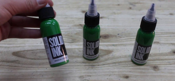 30ML 60ML Airbrush Solid Ink Tattoo Ink วัสดุจากพืชบริสุทธิ์สีเขียวปานกลาง